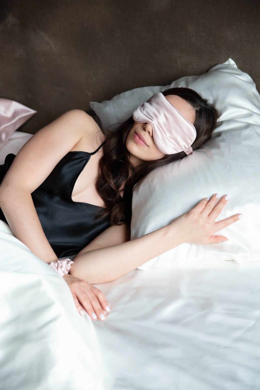 The Most Popular Silk Pillowcase Will Fight Wrinkles and Frizz While You Sleep